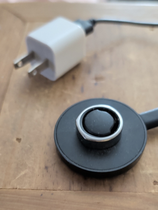 Oura Other - Oura Ring Charger Dock in Black and Silver